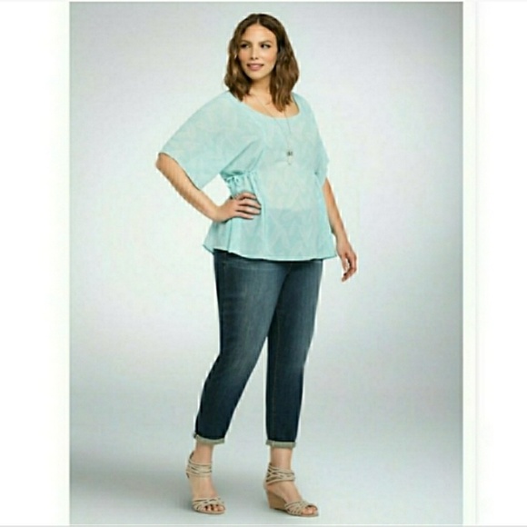 Torrid - Feathered chiffon top - Picture 7 of 8